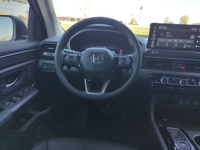 New 2026 Honda Pilot Touring image 14