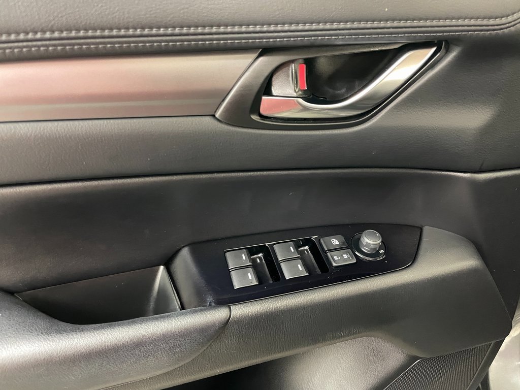 Used 2021 MAZDA CX-5 Touring image 23