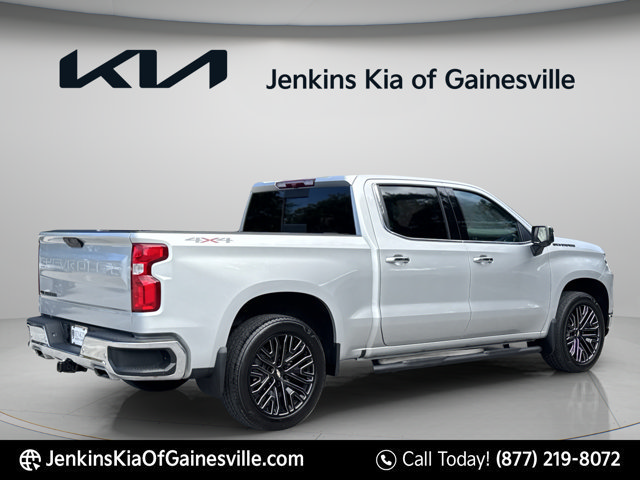 Used 2022 Chevrolet Silverado 1500 LTZ w/ Safety Package II AWD/4WD image 6