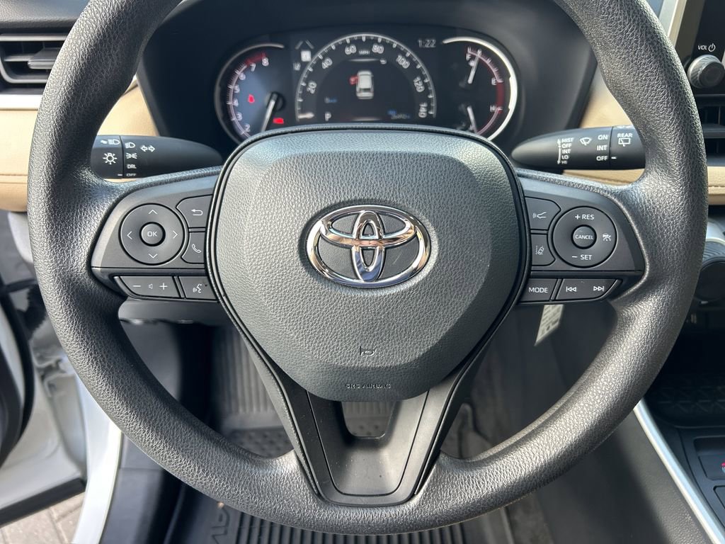 Used 2024 Toyota RAV4 LE image 23