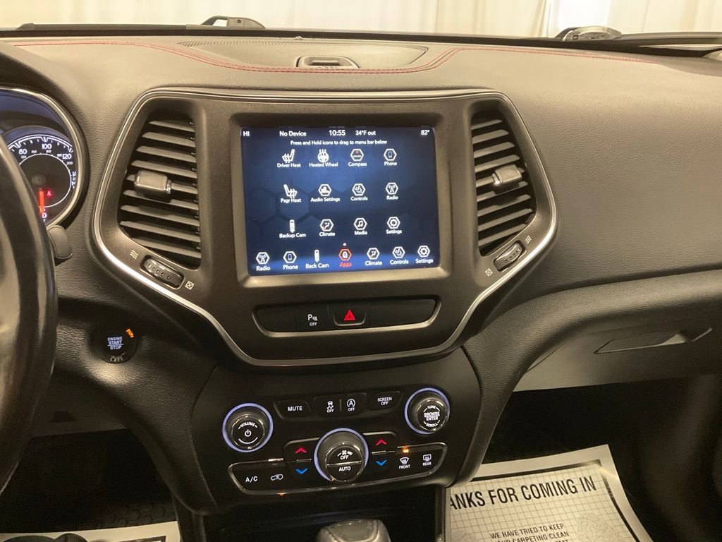 Used 2019 Jeep Cherokee Trailhawk w/ Cold Weather Group image 13
