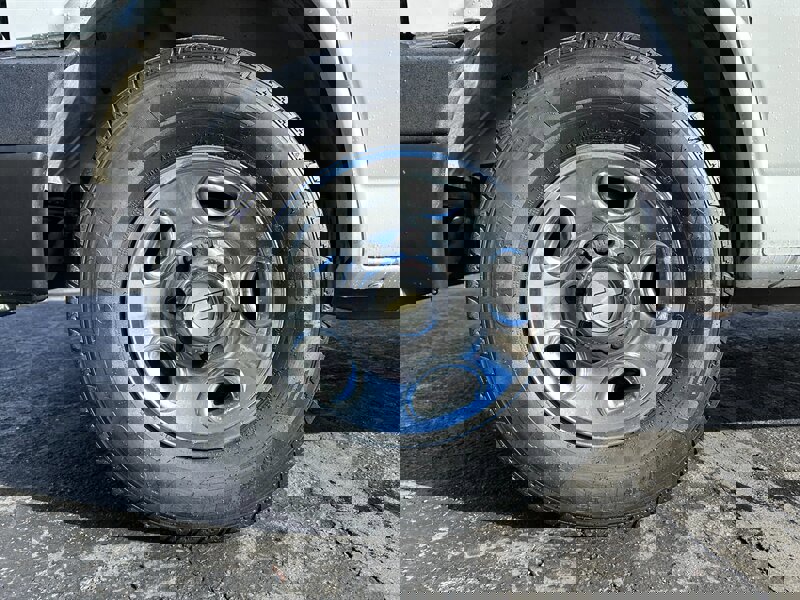 Used 2012 Chevrolet Express 2500 Extended image 9