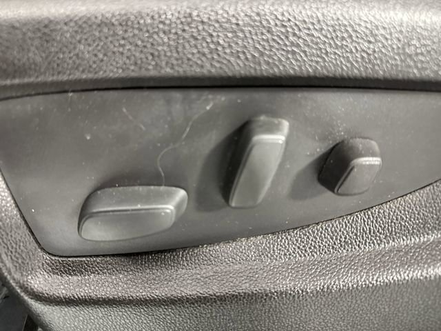 Used 2017 GMC Yukon Denali w/ Open Road Package image 21