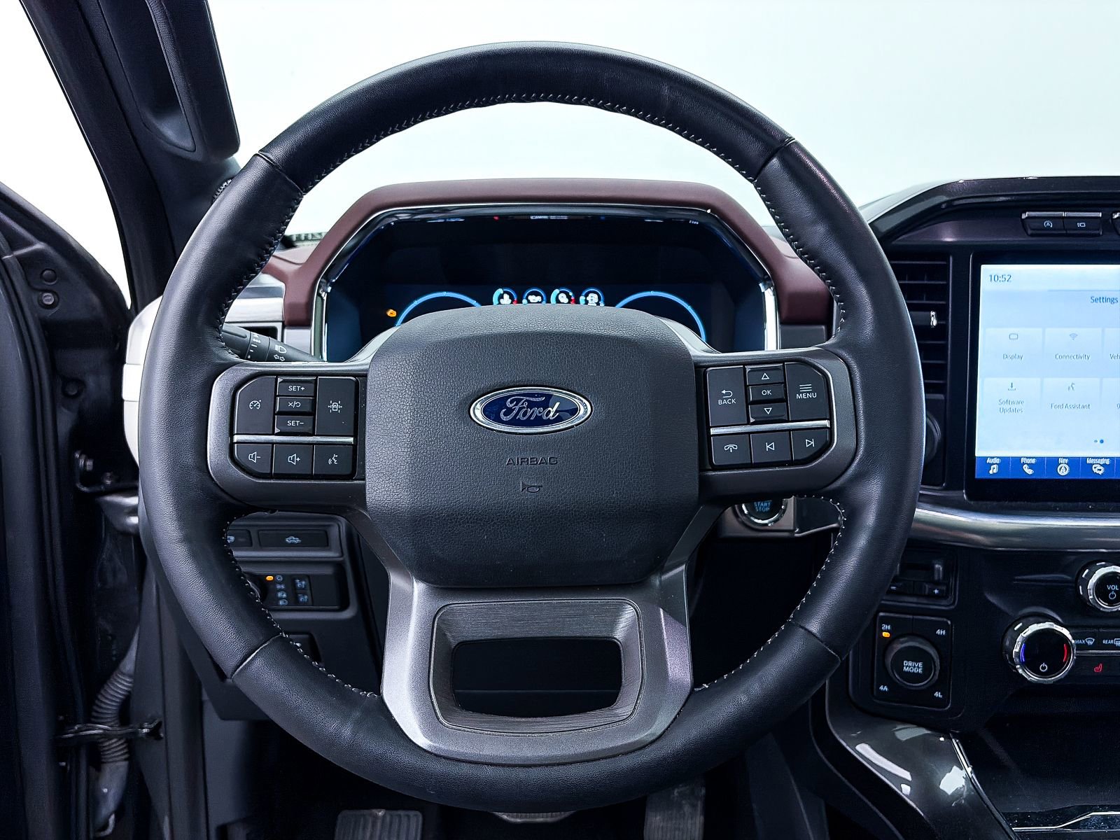 Used 2021 Ford F150 Lariat image 34