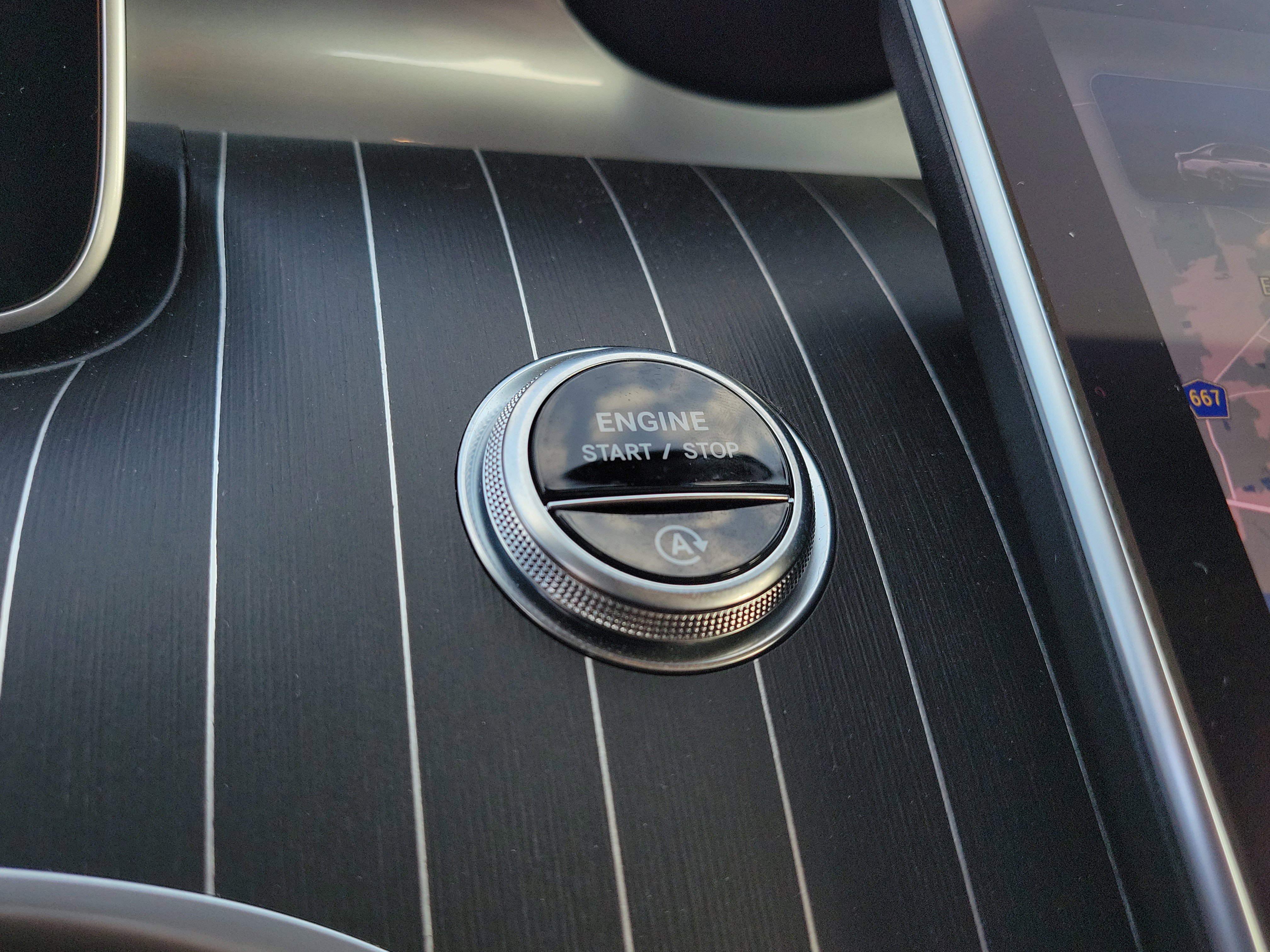 Certified 2025 Mercedes-Benz C 300 Sedan image 27