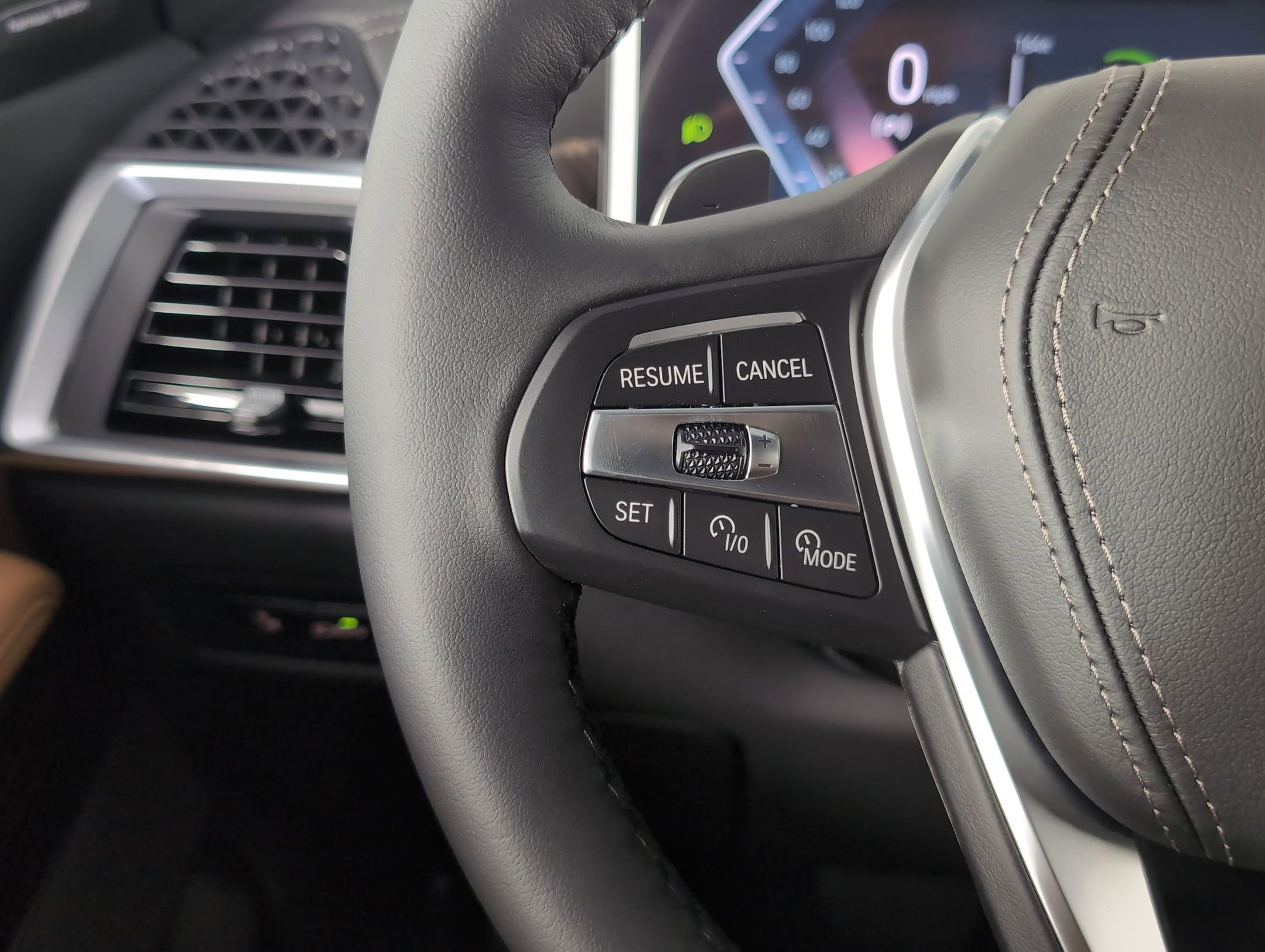 Used 2026 BMW X5 sDrive40i image 14