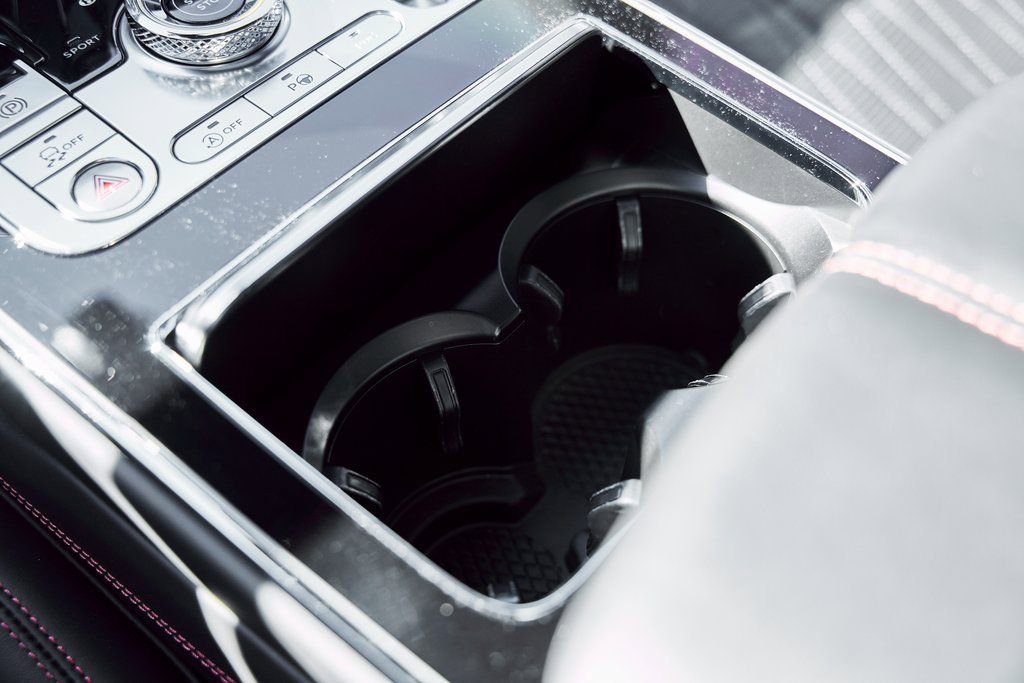 Used 2023 Bentley Flying Spur V8 image 68