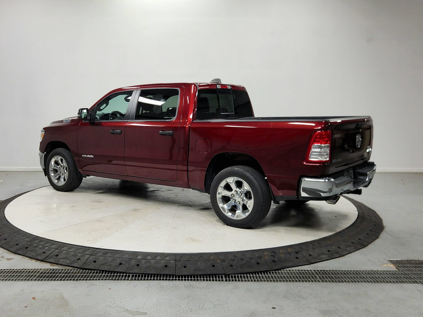 Used 2024 RAM 1500 Big Horn AWD/4WD image 6