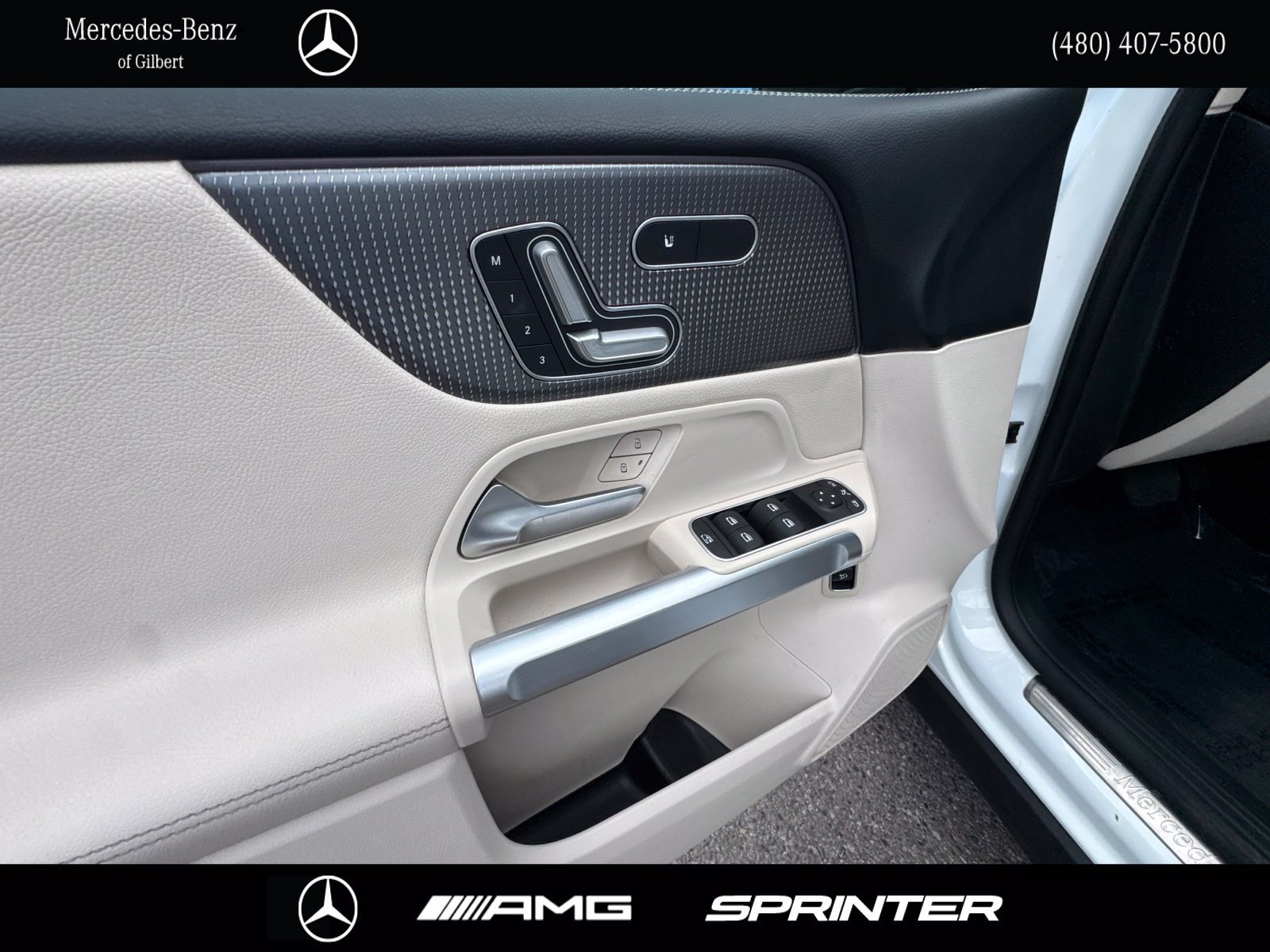 Used 2022 Mercedes-Benz GLB 250 image 12