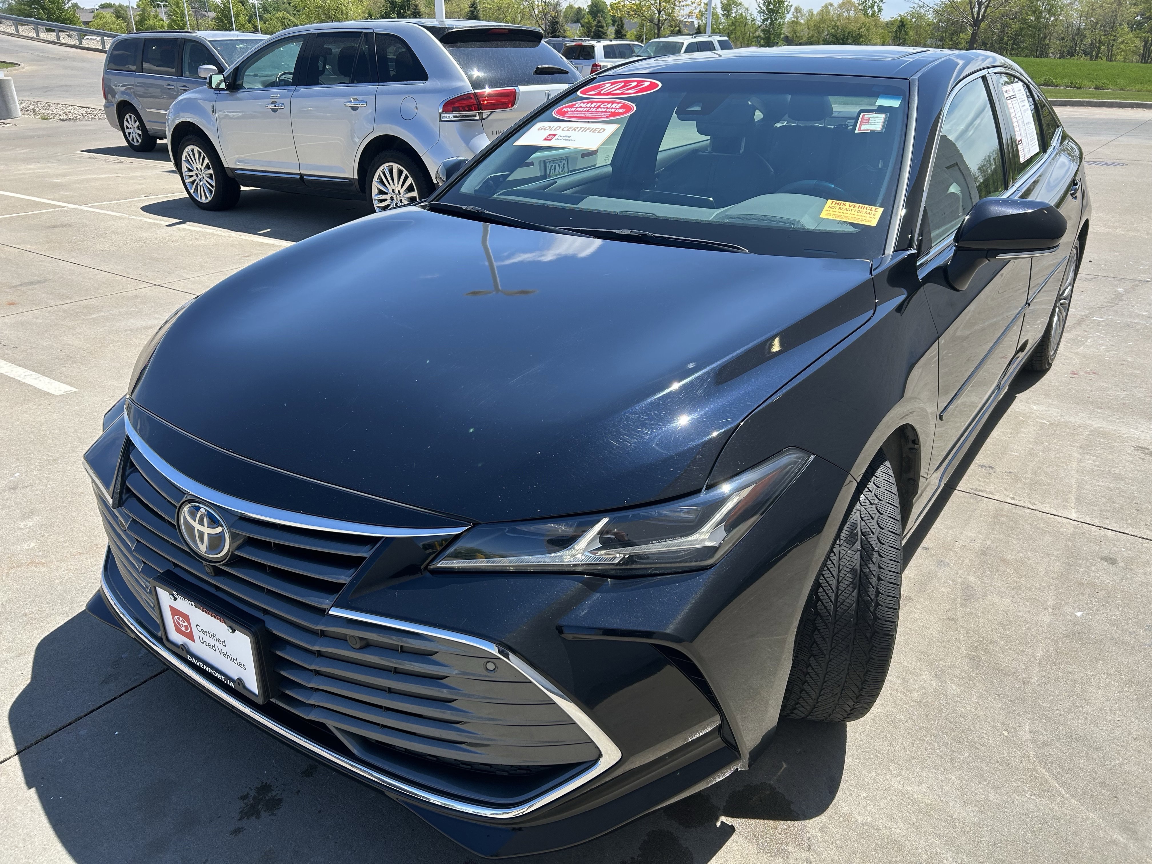Certified 2022 Toyota Avalon Limited w/ Advanced Safety Package FWD image 3