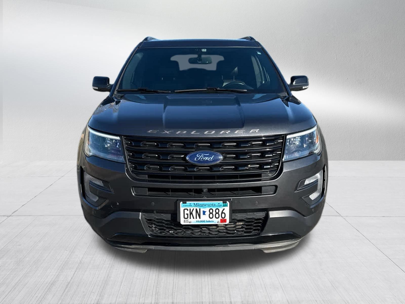 Used 2017 Ford Explorer Sport w/ Equipment Group 401A image 3