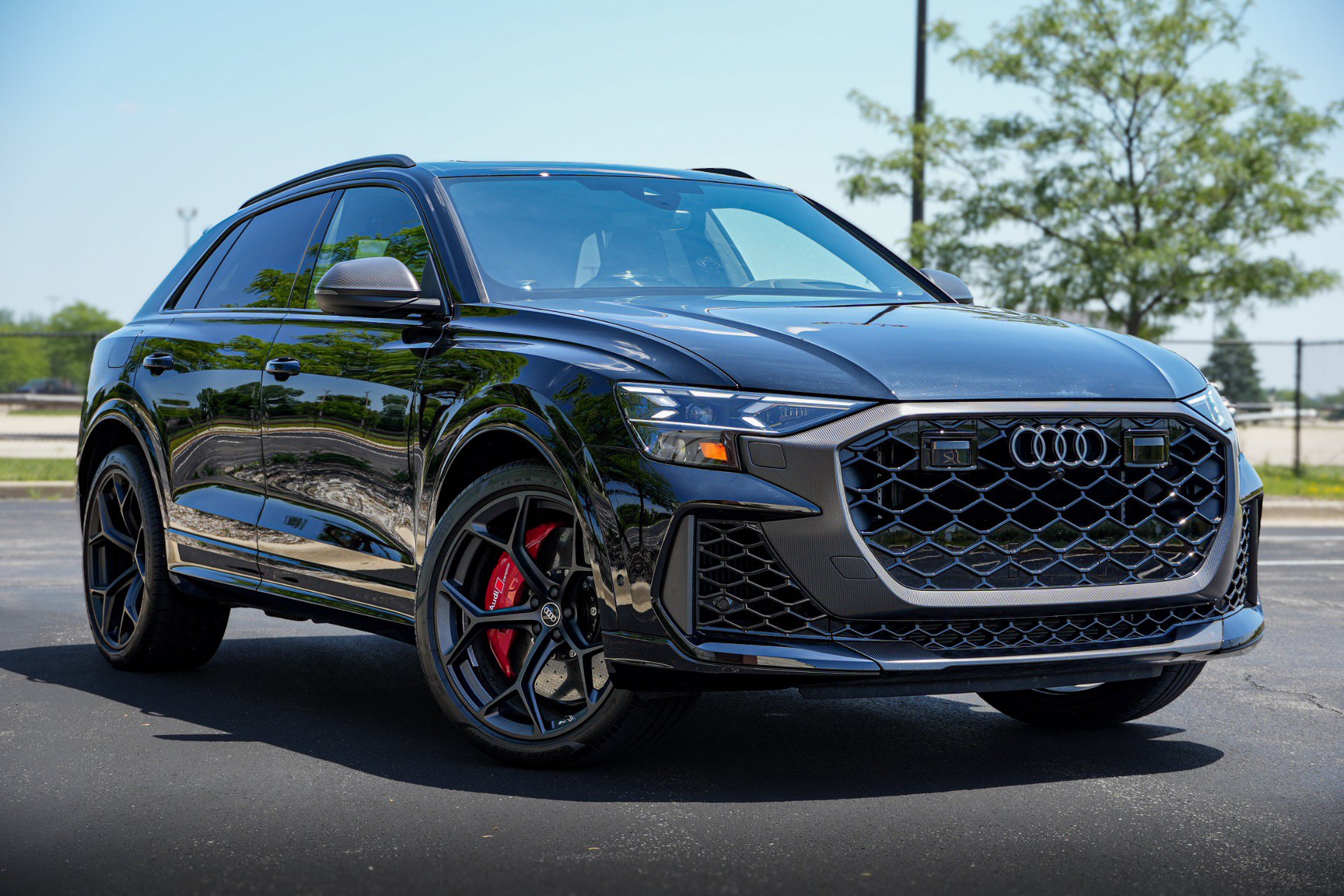 Used 2025 Audi RS Q8 performance AWD/4WD image 1