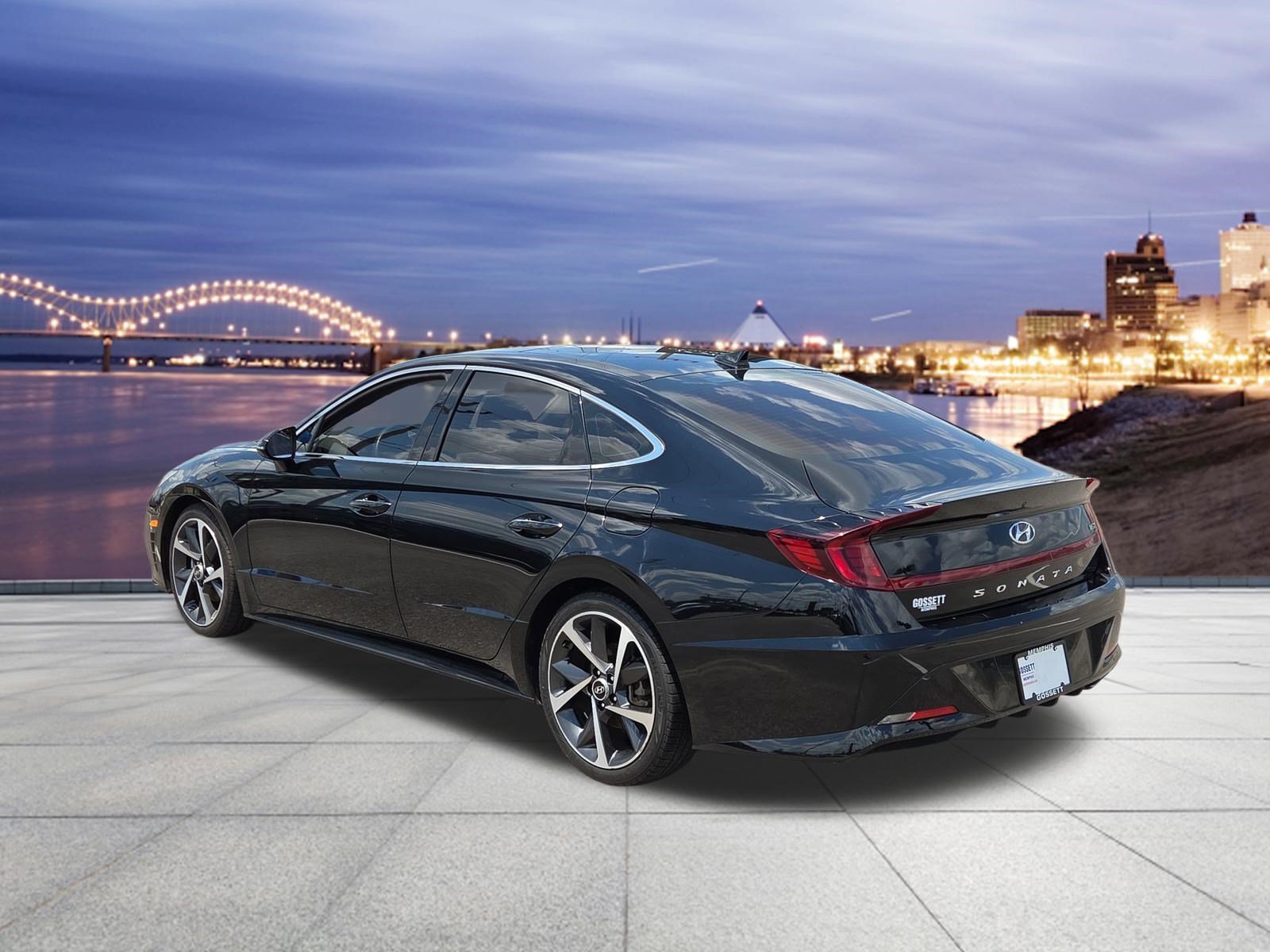 Used 2023 Hyundai Sonata SEL Plus FWD image 3
