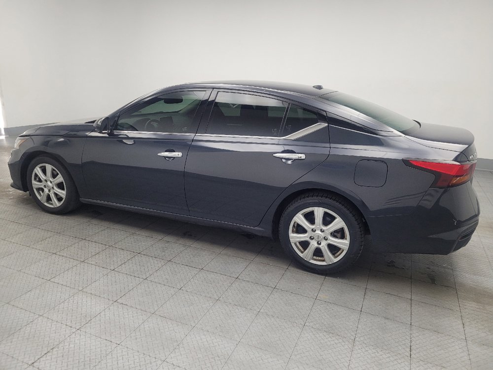 Used 2019 Nissan Altima 2.5 SV FWD image 3