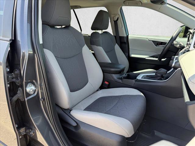 Used 2023 Toyota RAV4 XLE w/ Convenience Package FWD image 13