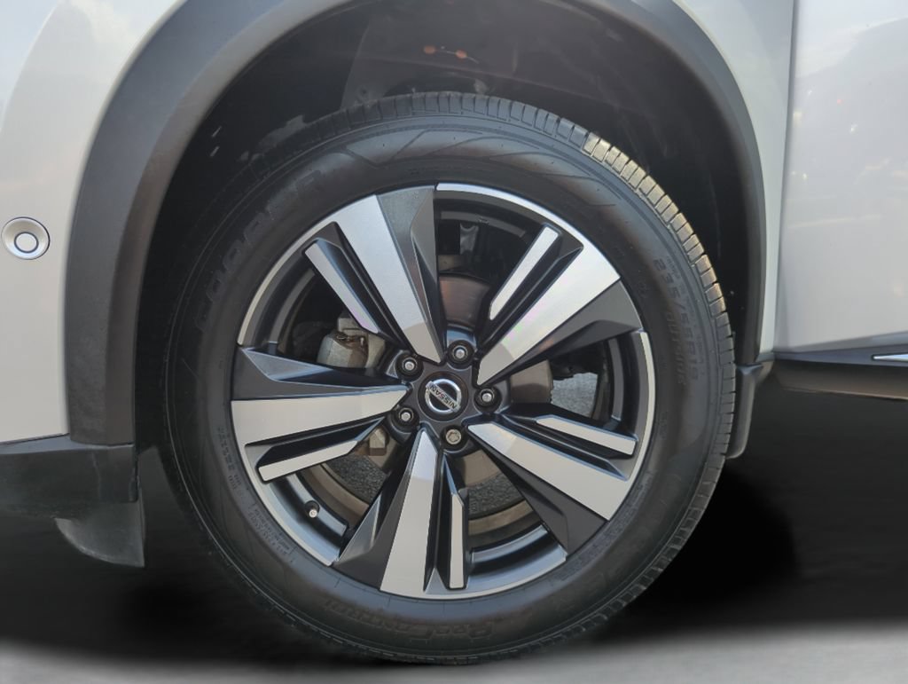 Certified 2021 Nissan Rogue Platinum FWD image 50