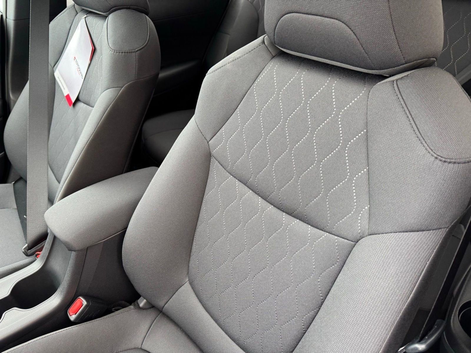 Used 2026 Toyota Corolla Cross LE w/ Moonroof Package image 20