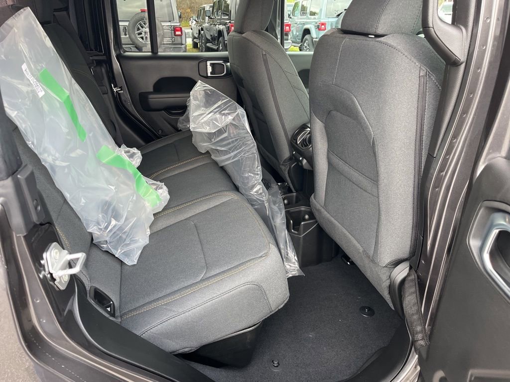 New 2026 Jeep Gladiator Sport image 13