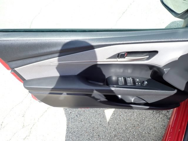 Used 2025 Toyota Camry SE FWD image 20