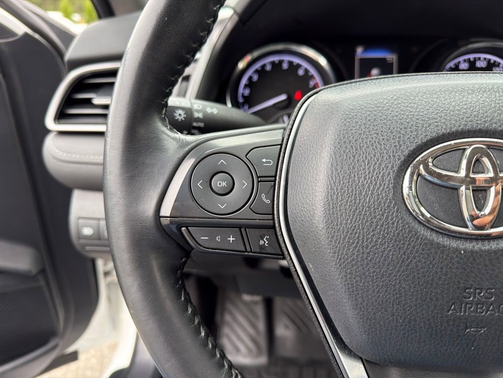 Used 2020 Toyota Camry SE FWD image 15