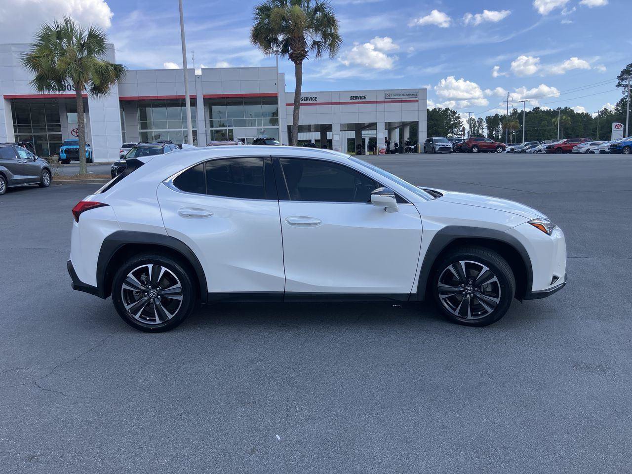Used 2020 Lexus UX 200 w/ Accessory Package FWD image 6