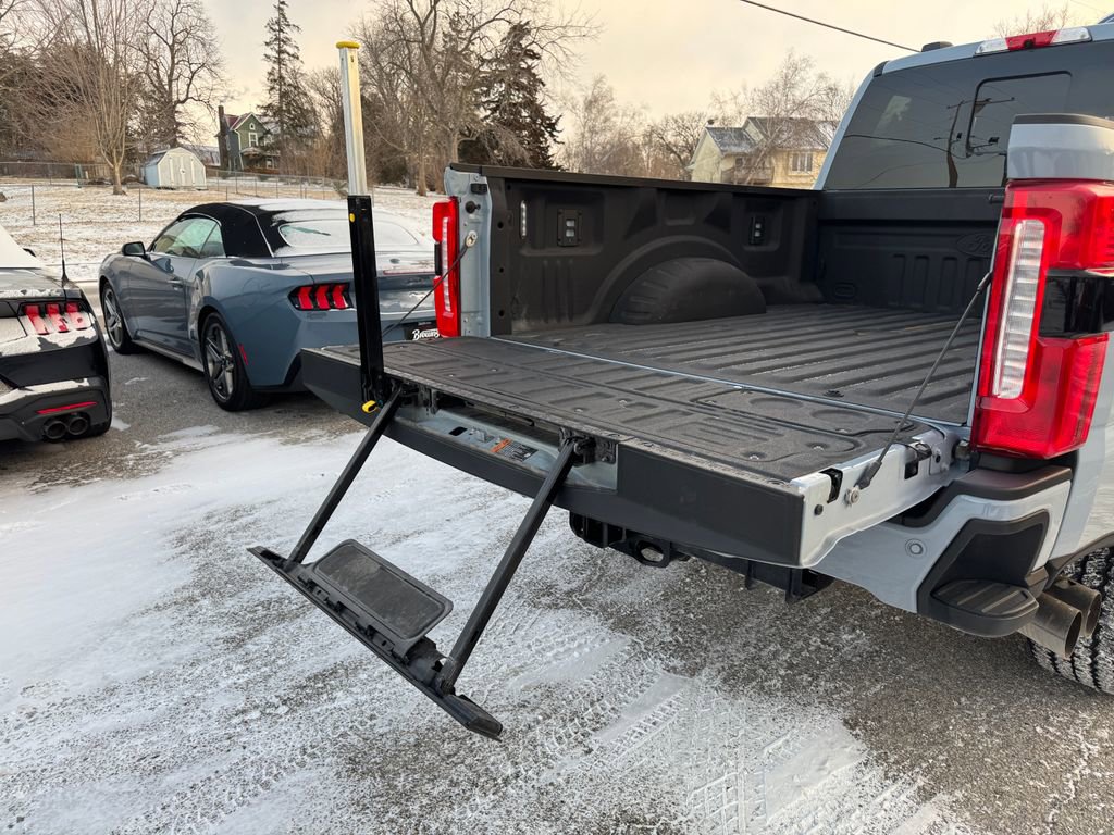 Used 2024 Ford F250 Lariat w/ Lariat Ultimate Package image 13