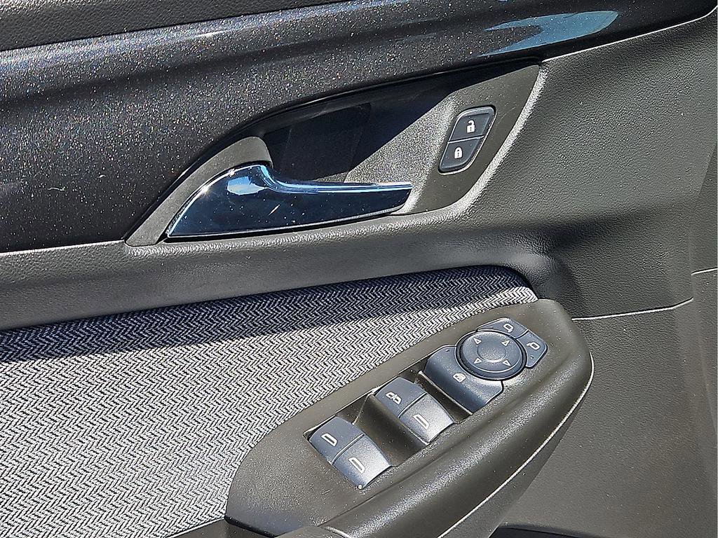 Used 2025 Chevrolet TrailBlazer LT image 12