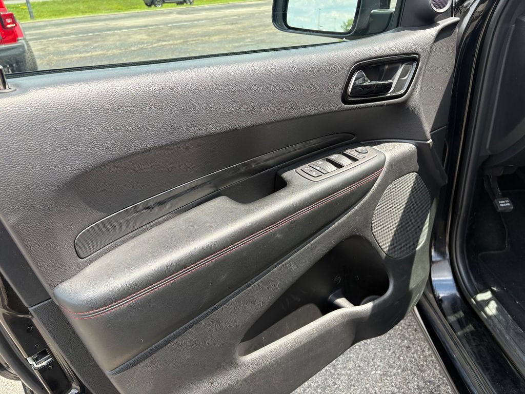 Used 2025 Dodge Durango GT AWD/4WD image 14