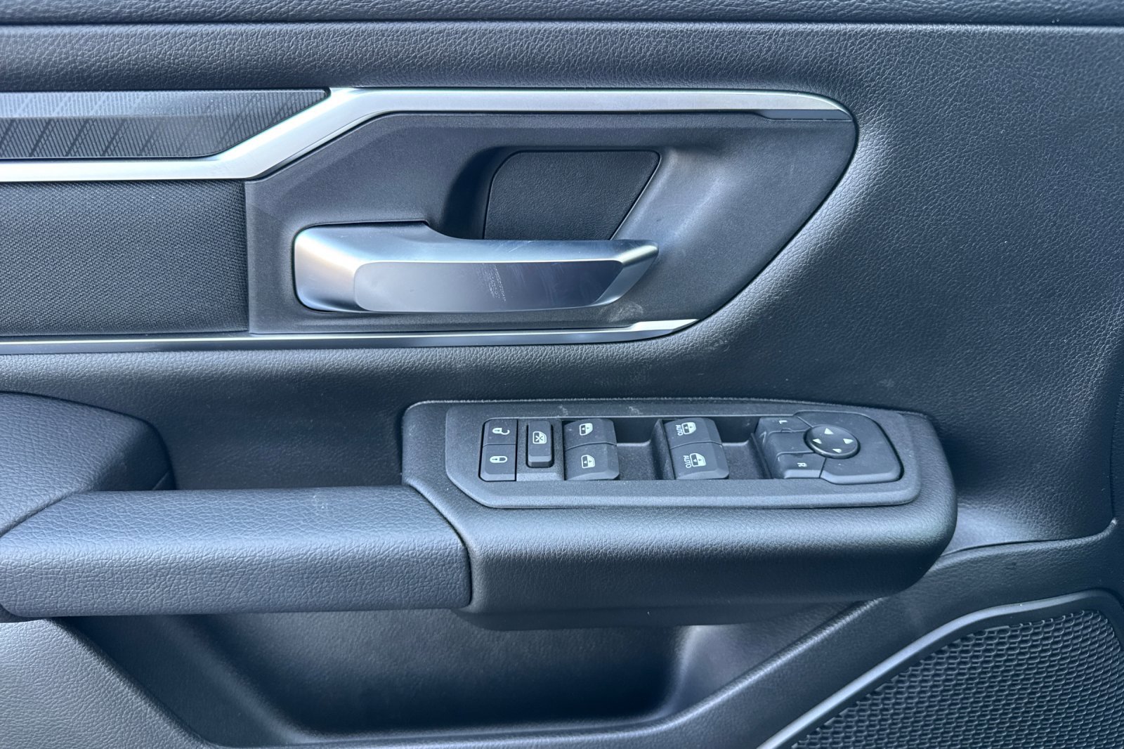 New 2025 RAM 1500 2WD Crew Cab image 10