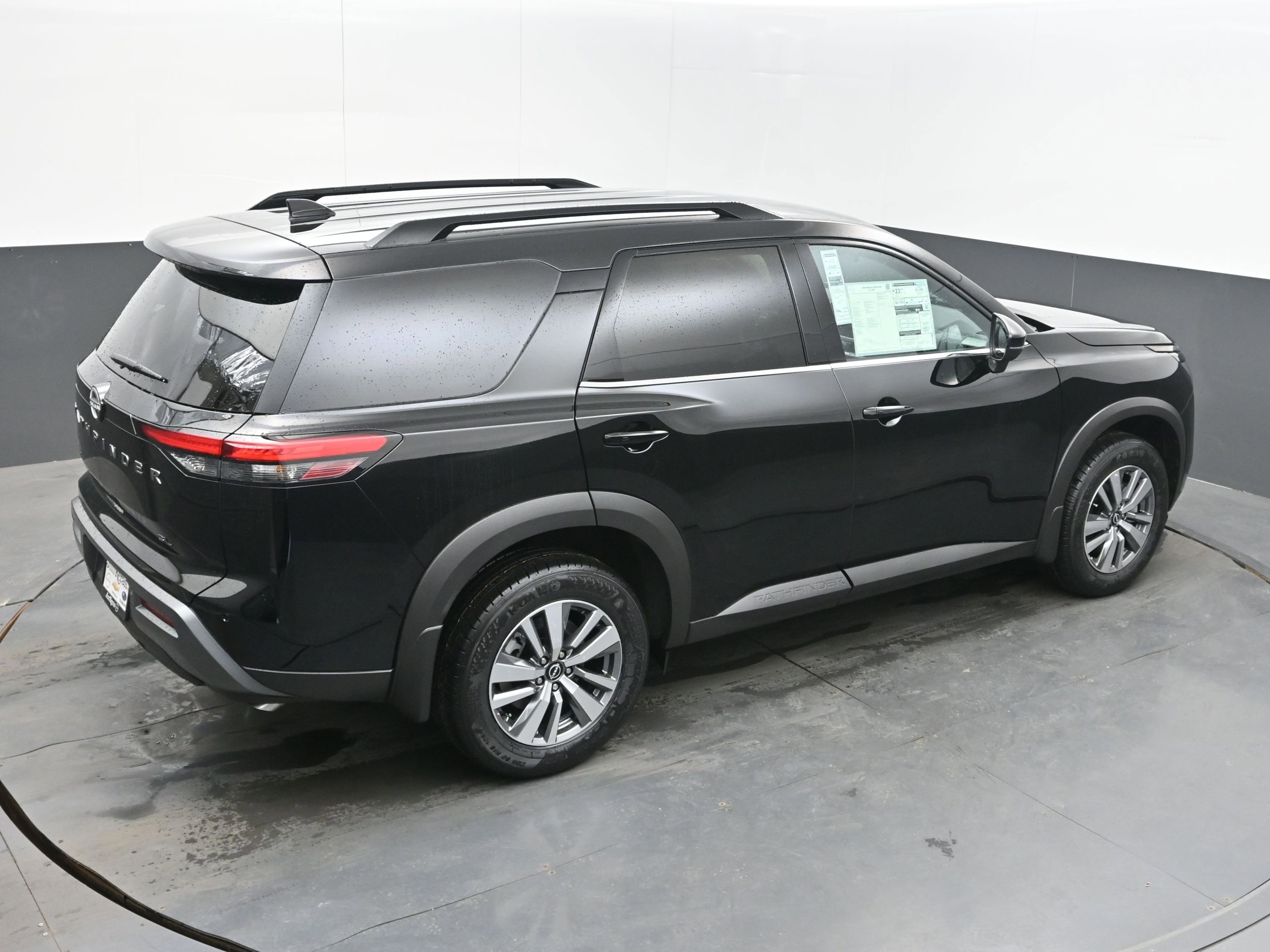 New 2026 Nissan Pathfinder SL FWD image 38