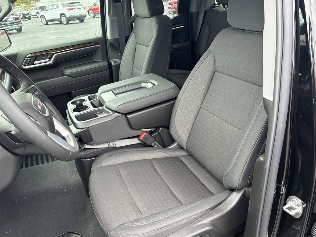 New 2026 GMC Sierra 1500 Elevation image 11