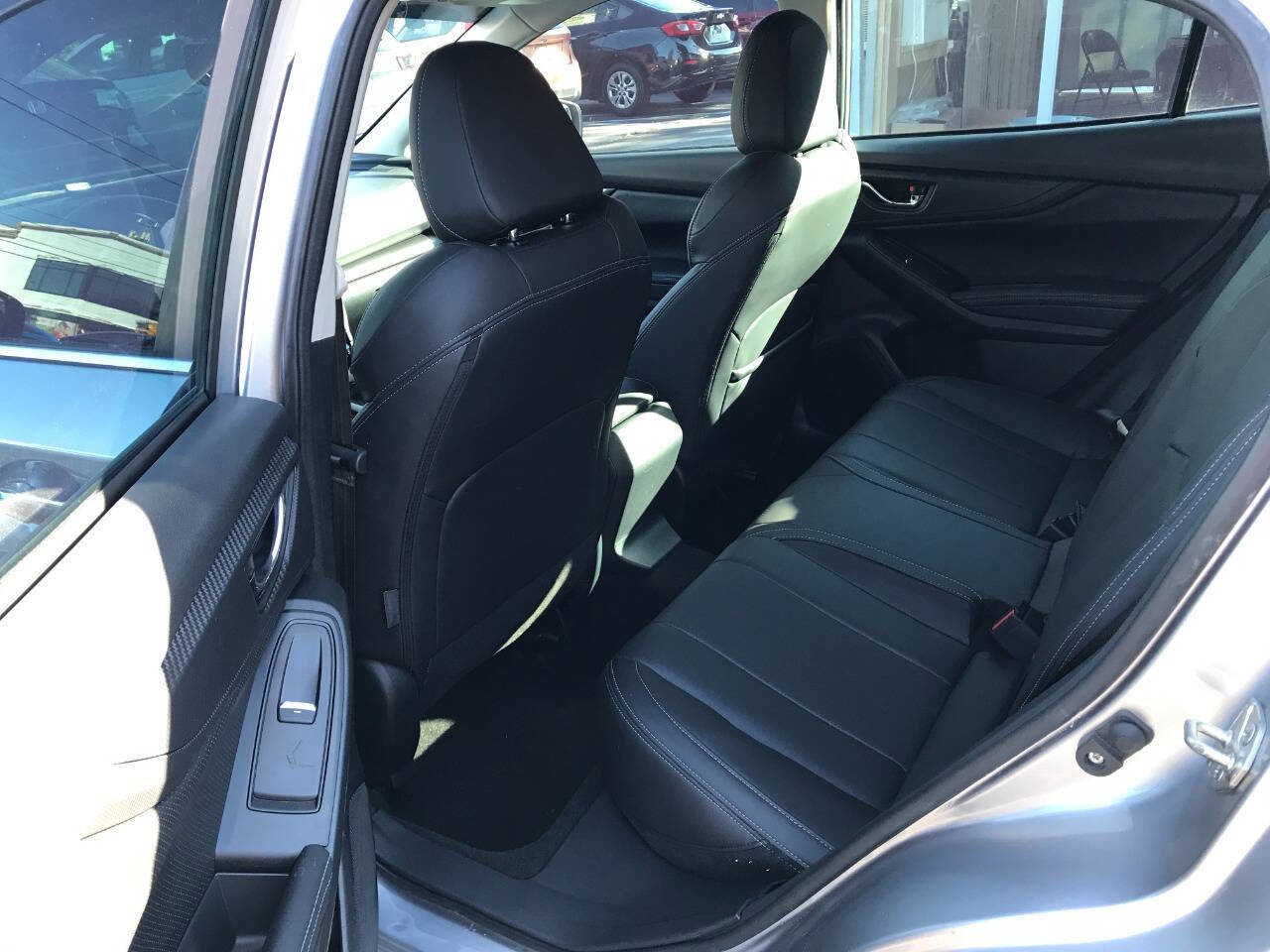 Used 2019 Subaru Impreza 2.0i Limited image 9