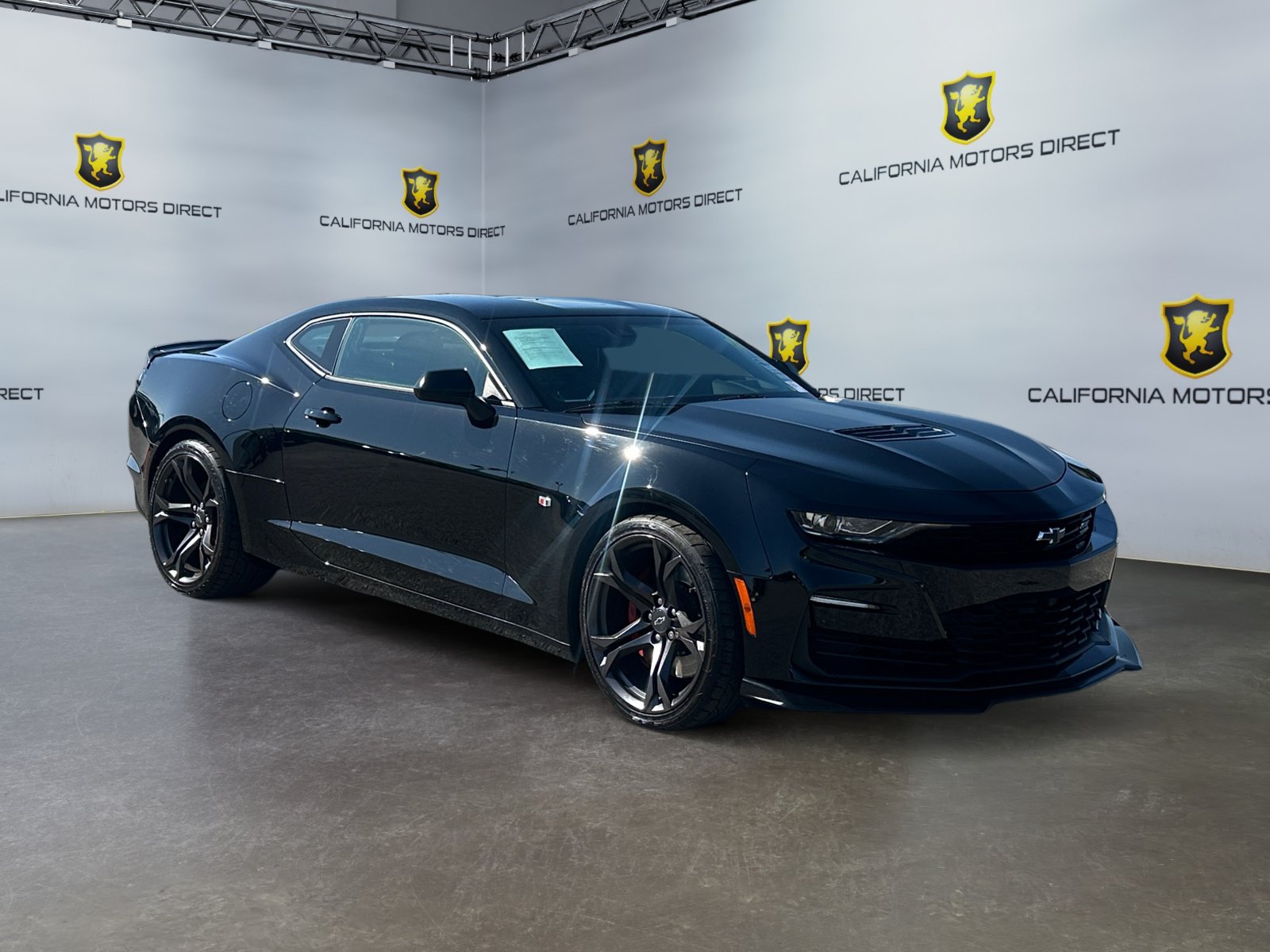 Used 2020 Chevrolet Camaro SS RWD image 7