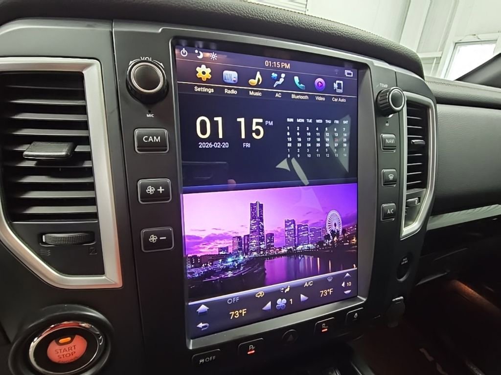 Used 2018 Nissan Titan SL w/ Midnight Edition image 13