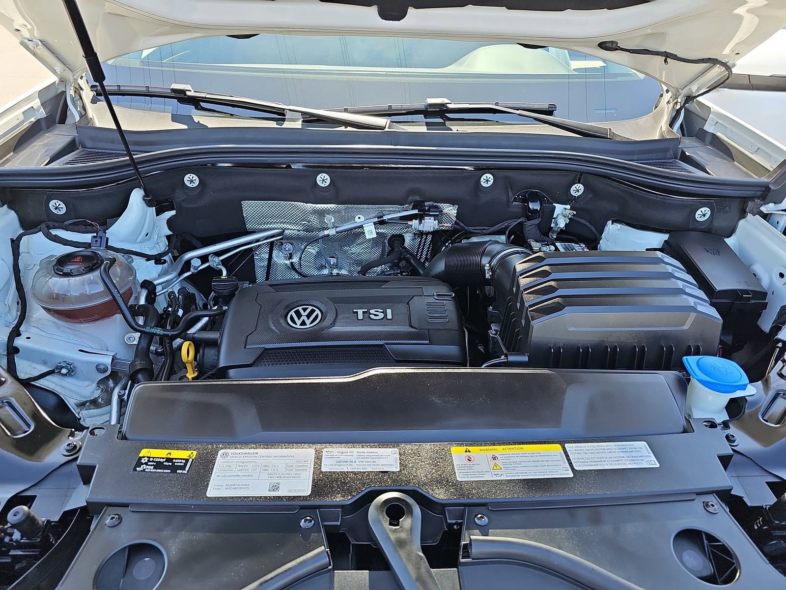 Used 2022 Volkswagen Atlas SE AWD/4WD image 32