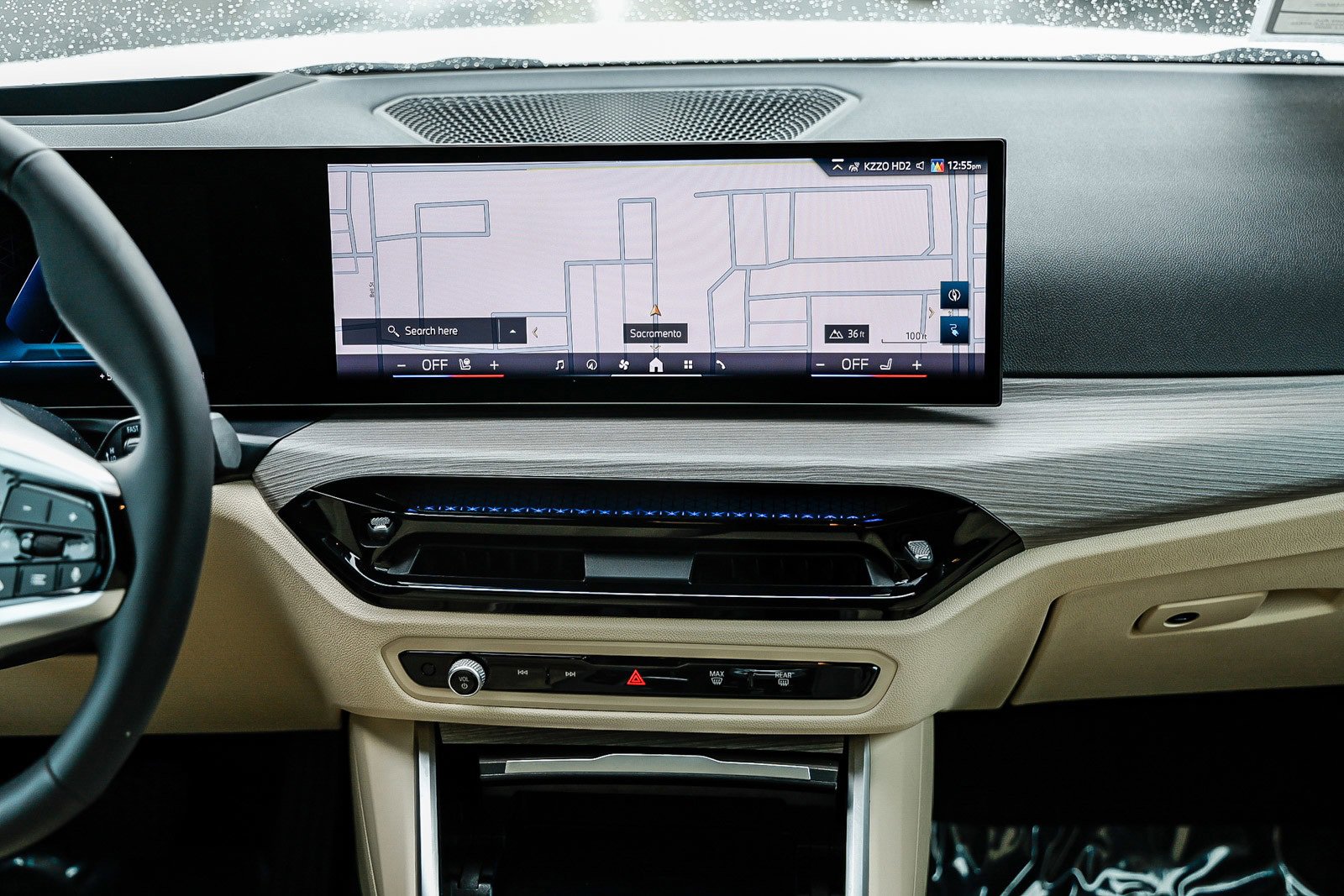 Used 2025 BMW i4 eDrive40 w/ Premium Package image 11