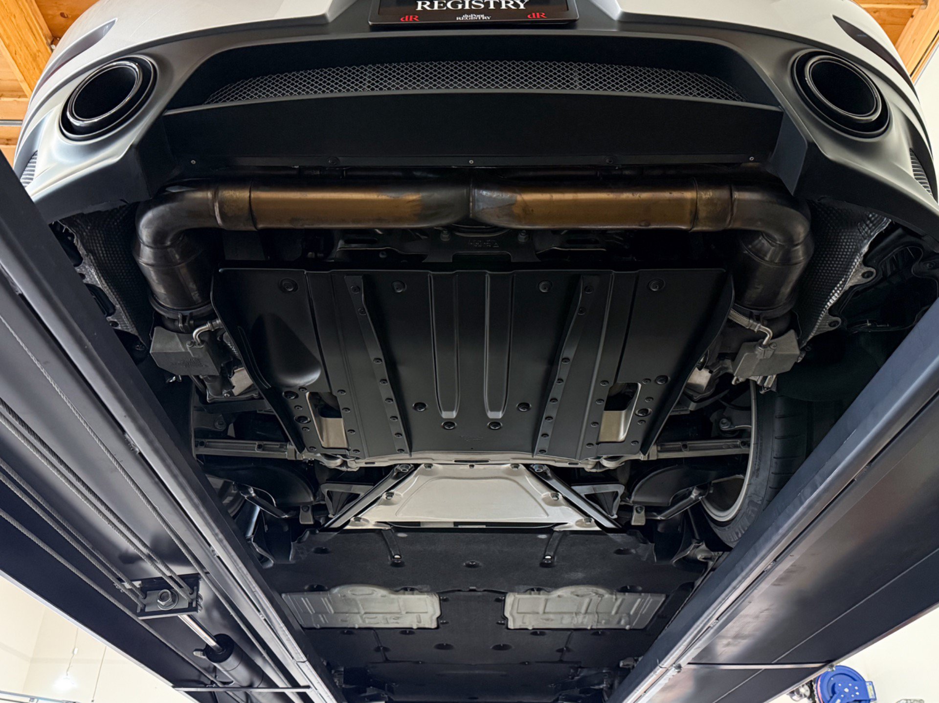 Used 2018 Porsche 911 GT2 RS RWD image 97