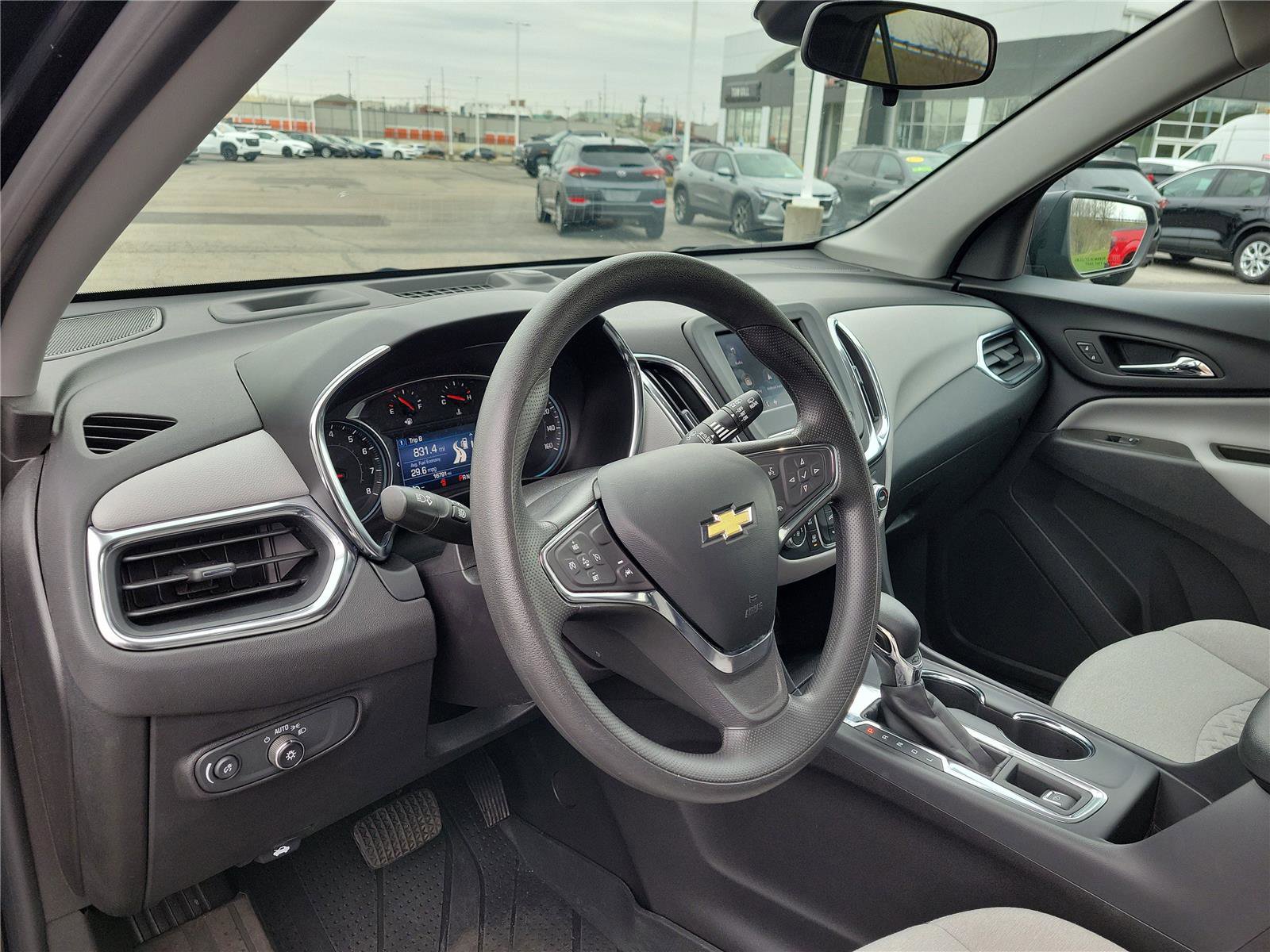 Used 2024 Chevrolet Equinox LS w/ LS Convenience Package image 16