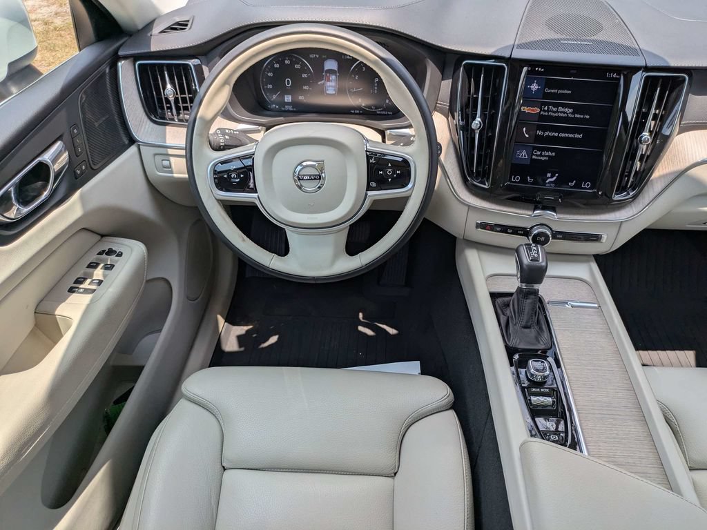 Used 2020 Volvo XC60 T6 Inscription AWD/4WD image 16