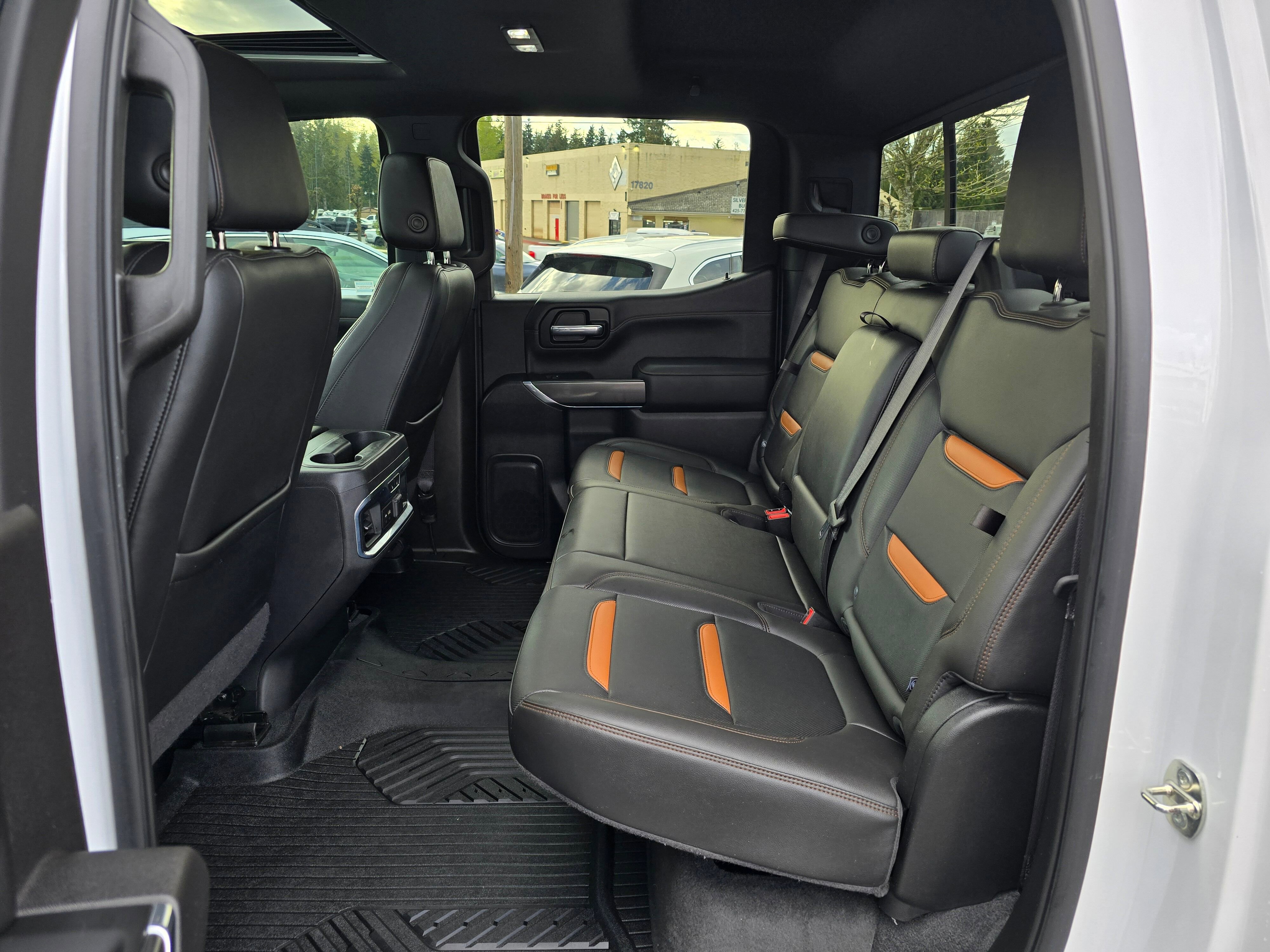 Used 2020 GMC Sierra 1500 AT4 w/ AT4 Premium Package AWD/4WD image 16