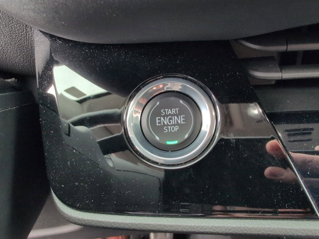 Used 2024 Buick Envision Sport Touring AWD/4WD image 13