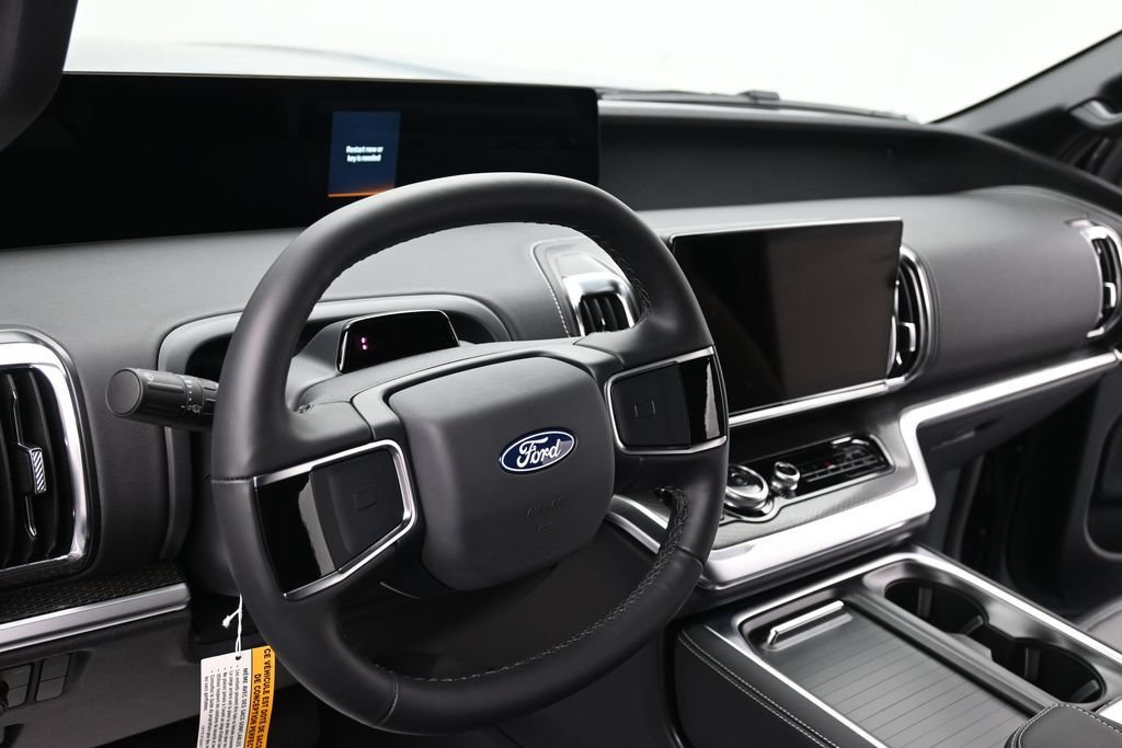 New 2027 Ford Expedition Platinum w/ Stealth Performance Package AWD/4WD image 14
