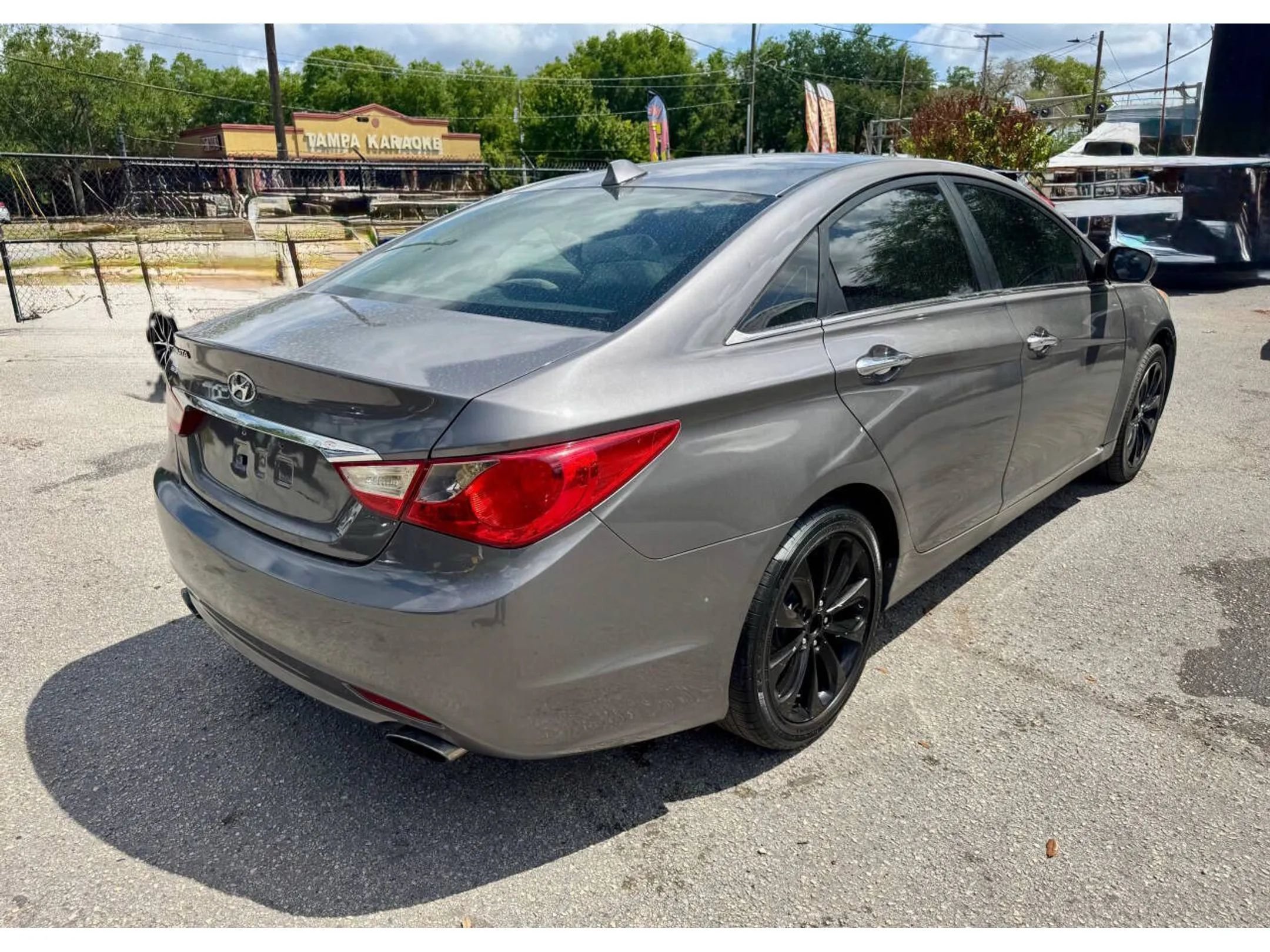 Used 2011 Hyundai Sonata SE FWD image 5