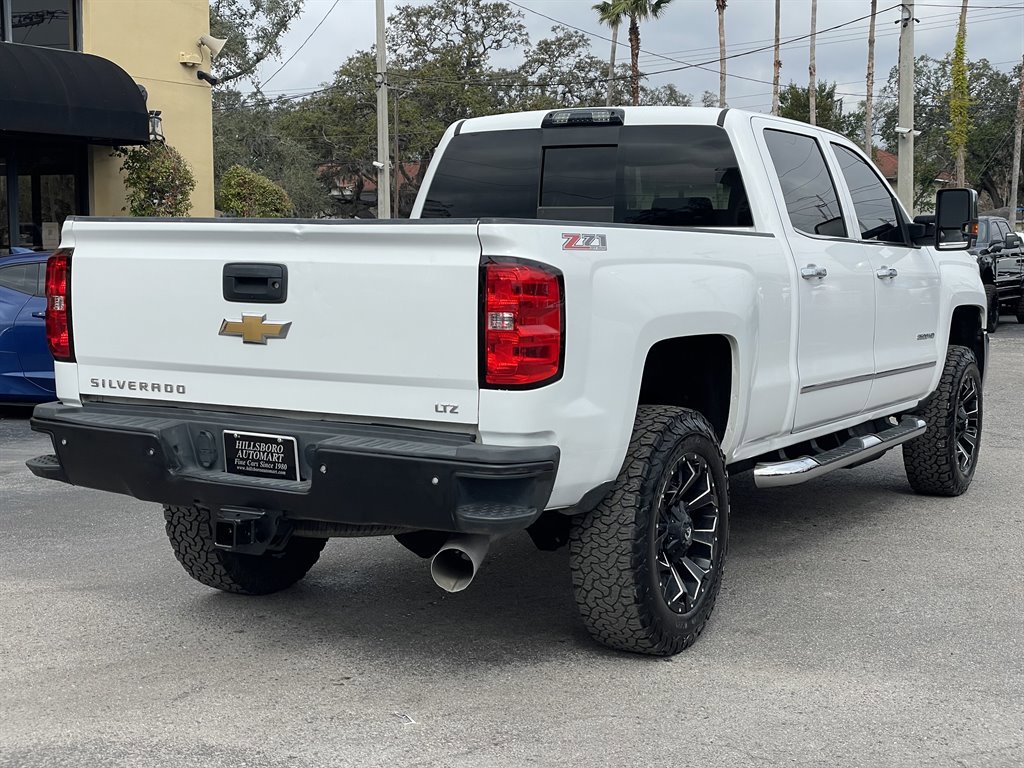 Used 2018 Chevrolet Silverado 2500 LTZ w/ Duramax Plus Package image 11