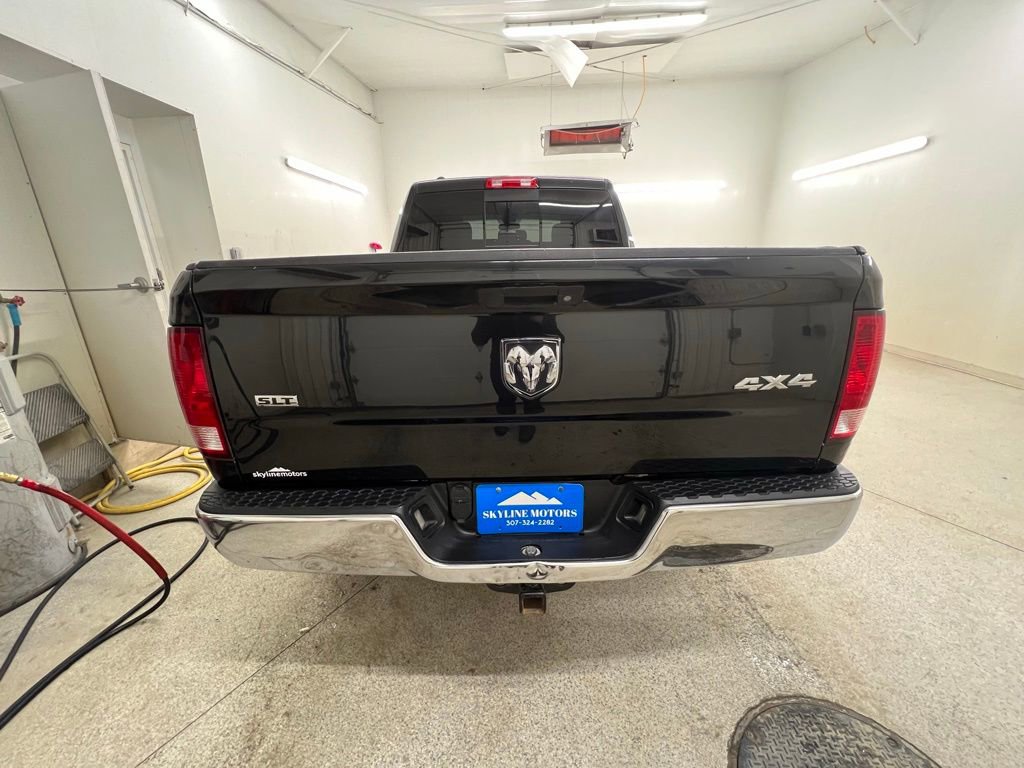 Used 2017 RAM 1500 Classic SLT image 4