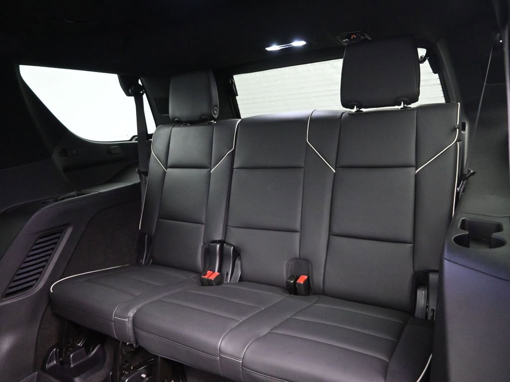 Used 2025 Cadillac Escalade Premium Luxury w/ Touring Package image 34