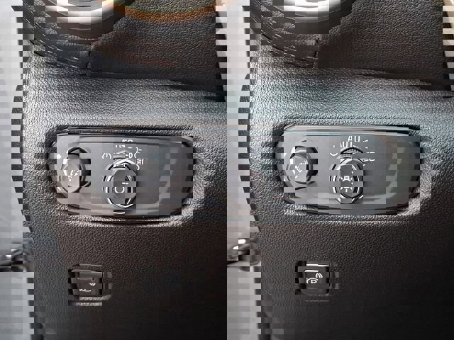 Used 2023 Chevrolet Blazer Premier w/ Driver Confidence II Package image 38