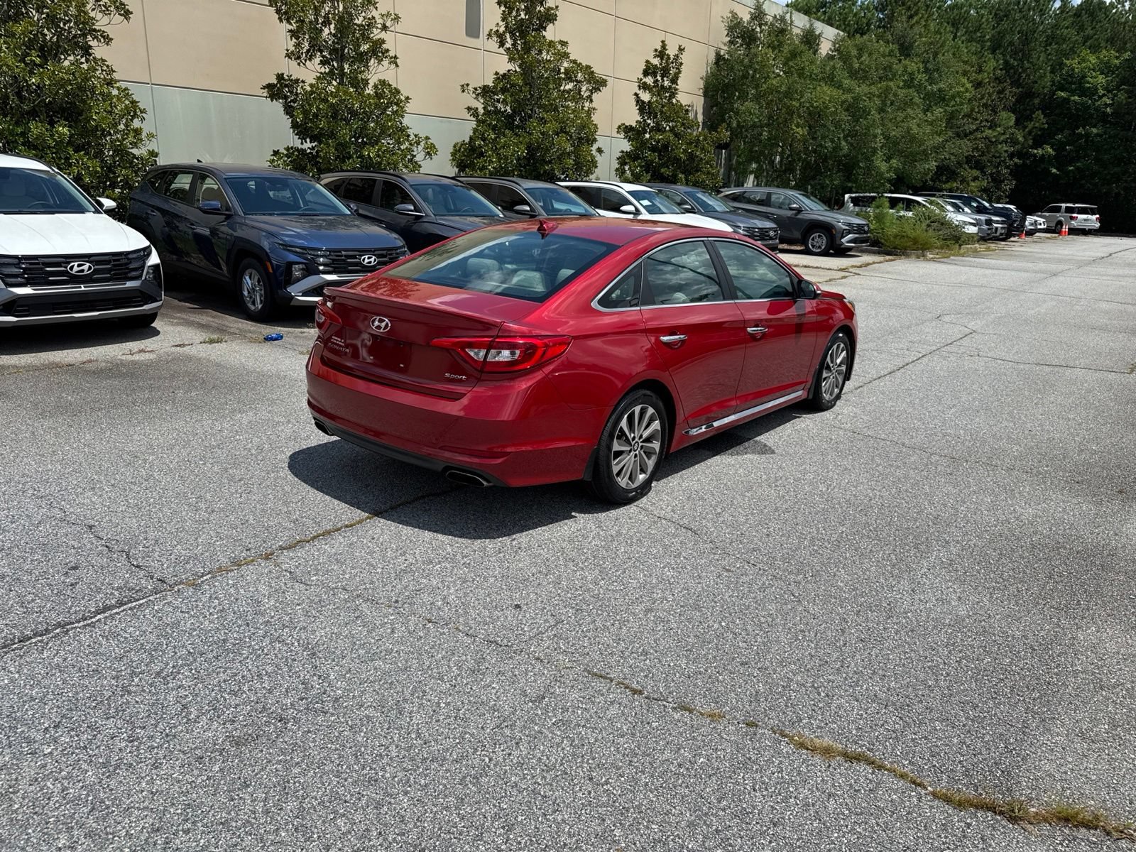 Used 2017 Hyundai Sonata Sport w/ Value Edition Package 02 FWD image 4
