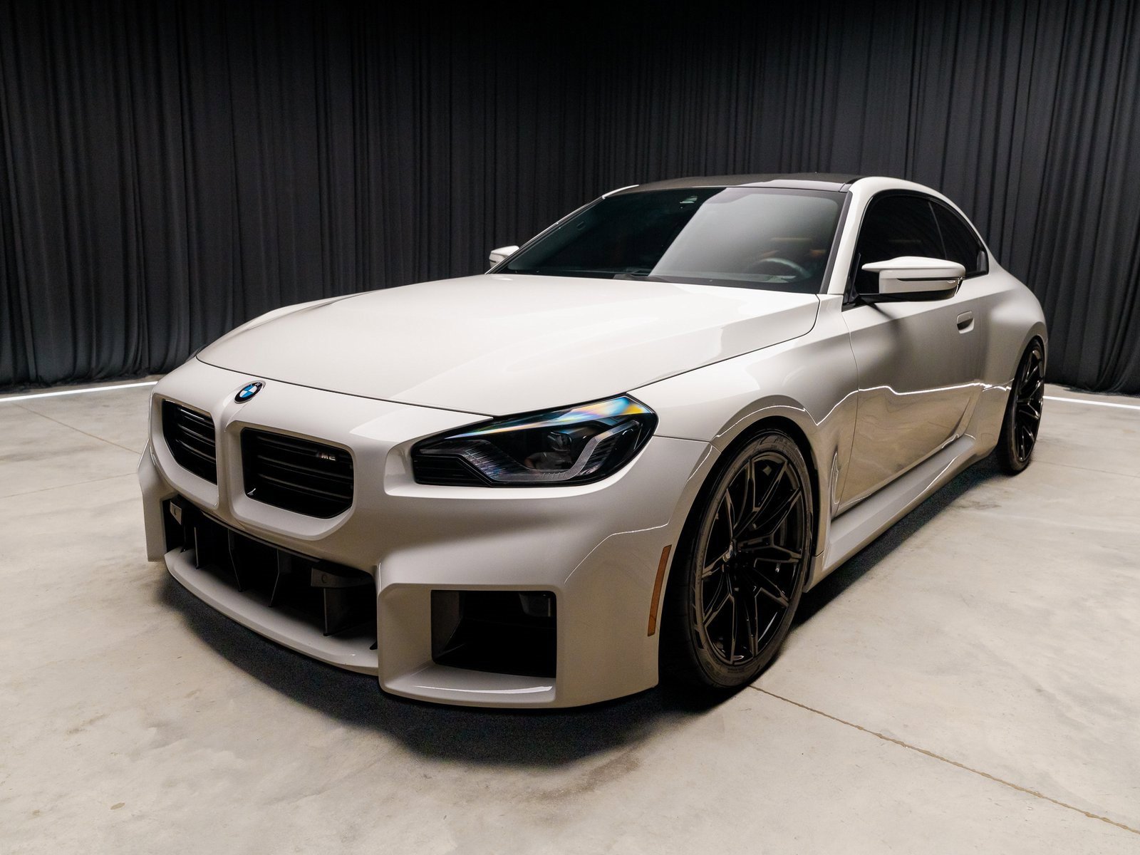 Used 2024 BMW M2 w/ Lighting Package image 9