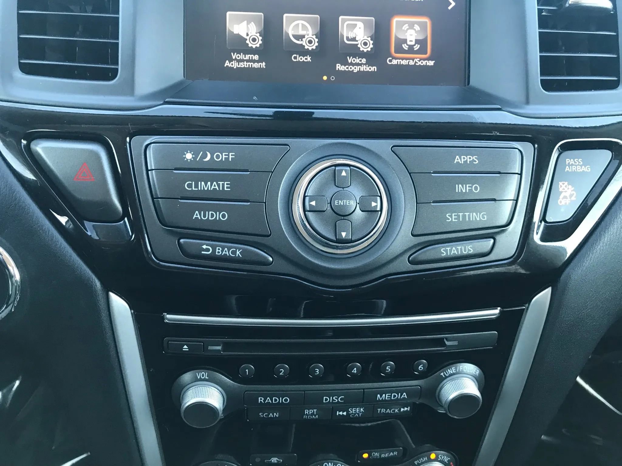 Used 2020 Nissan Pathfinder S image 25